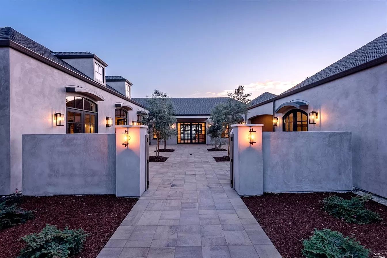 Stunning-Newly-Constructed-Home-for-Sale-in-Santa-Rosa-6750000-32