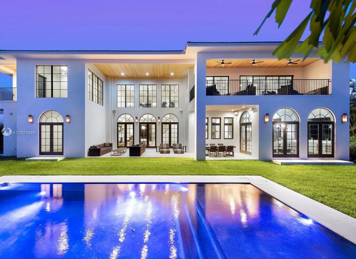 Stunning Waterfront Home in Hallandale Beach Asking for 4,900,000