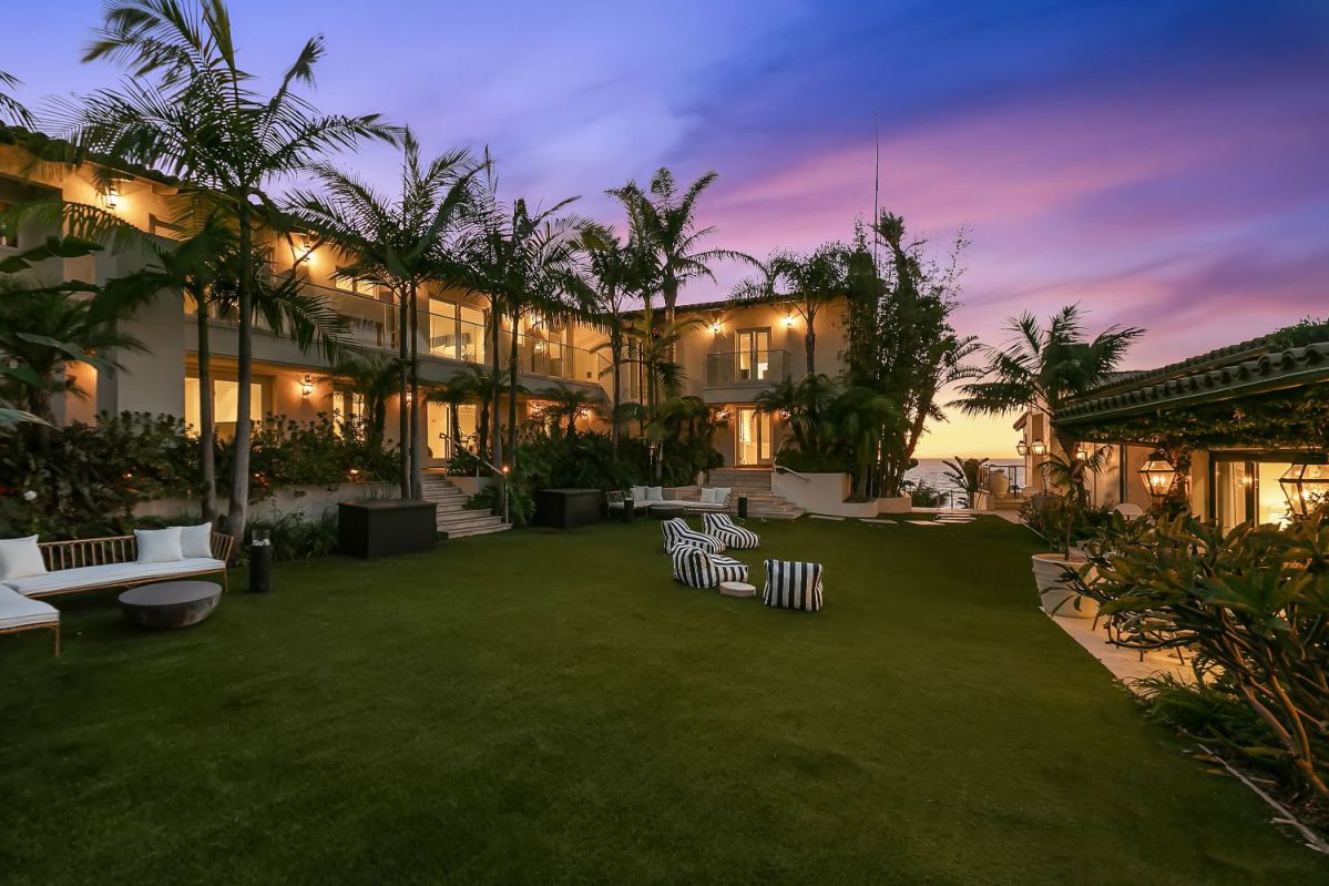 26995000-California-Mansion-with-Expansive-Panoramic-Ocean-Views-1