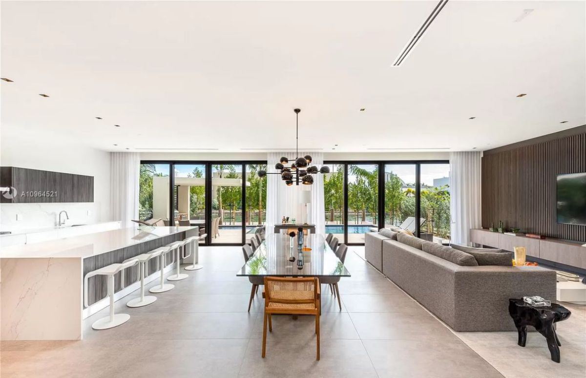 5950000-Brand-New-Miami-Beach-Home-with-Open-Floor-hits-Market-11