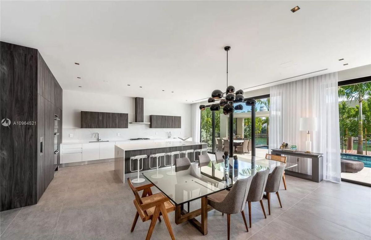 5950000-Brand-New-Miami-Beach-Home-with-Open-Floor-hits-Market-16