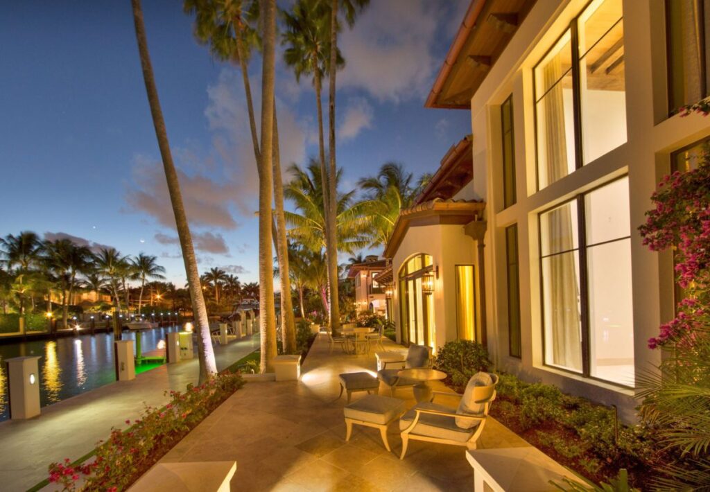 A $14,995,000 Fort Lauderdale Home on Market features Unique Elegance