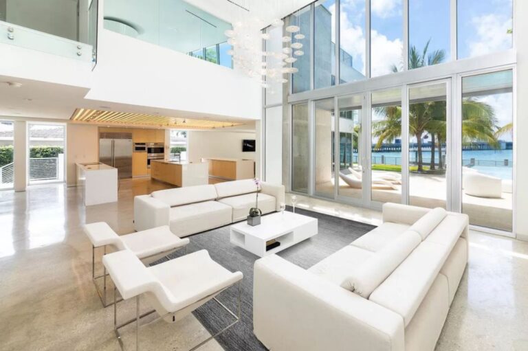 A 9,590,000 Bay Harbor Islands Home for Sale features Wide Bay Views
