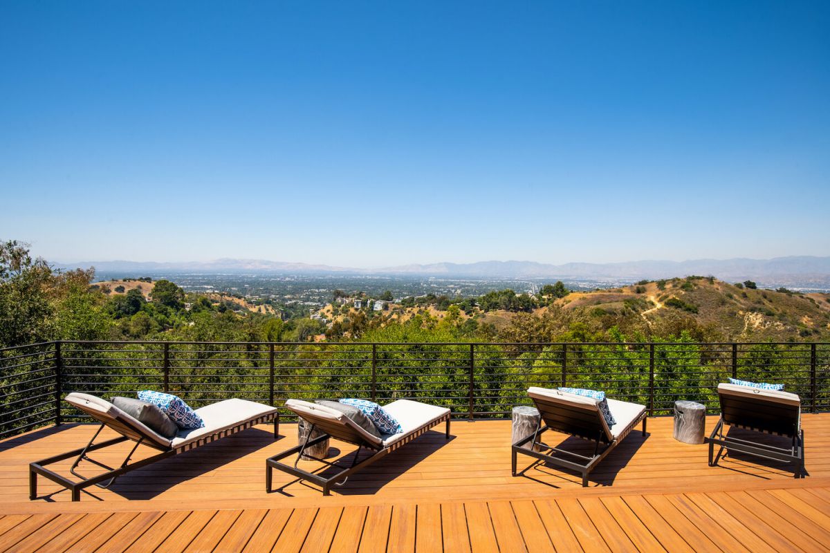 A-Breathtaking-Views-Modern-Home-in-Beverly-Hills-Selling-for-4995000-13