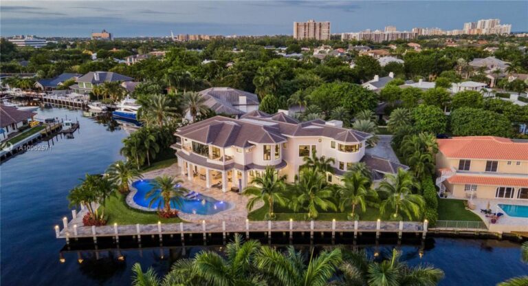 A Modern Transitional House in Fort Lauderdale Sells for $12,500,000