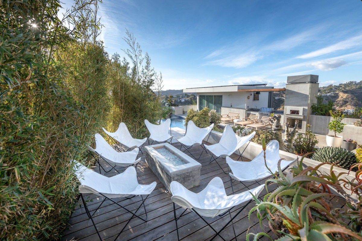 An-Incredible-Views-Los-Angeles-Home-for-Rent-at-37500-per-Month-29