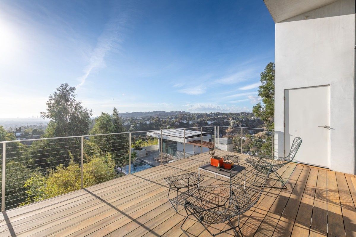An-Incredible-Views-Los-Angeles-Home-for-Rent-at-37500-per-Month-7