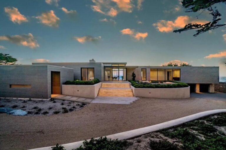 Dreamy Beachside Living in California Home asking for $16,900,000
