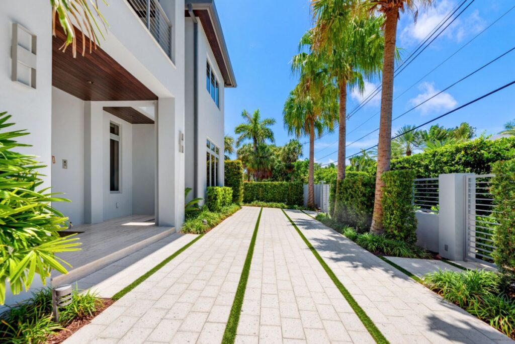 Enjoy Luxury Living in Fort Lauderdale House Selling for $6,499,999