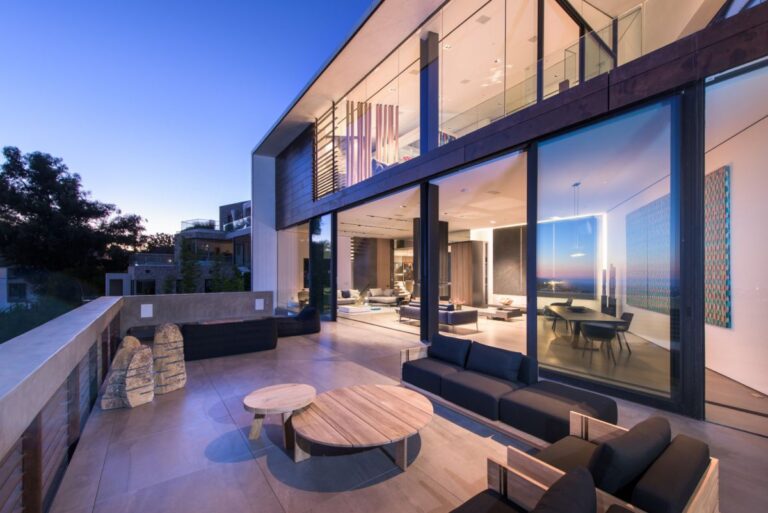 Enjoy the Best Cityscape Views in Los Angeles Home is Asking $8,275,000