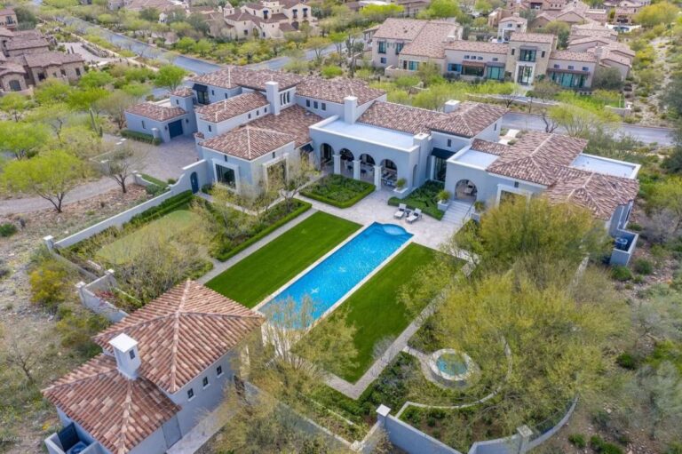 Generous Scottsdale Home in Prestigious Silverleaf Asking for $7,500,000
