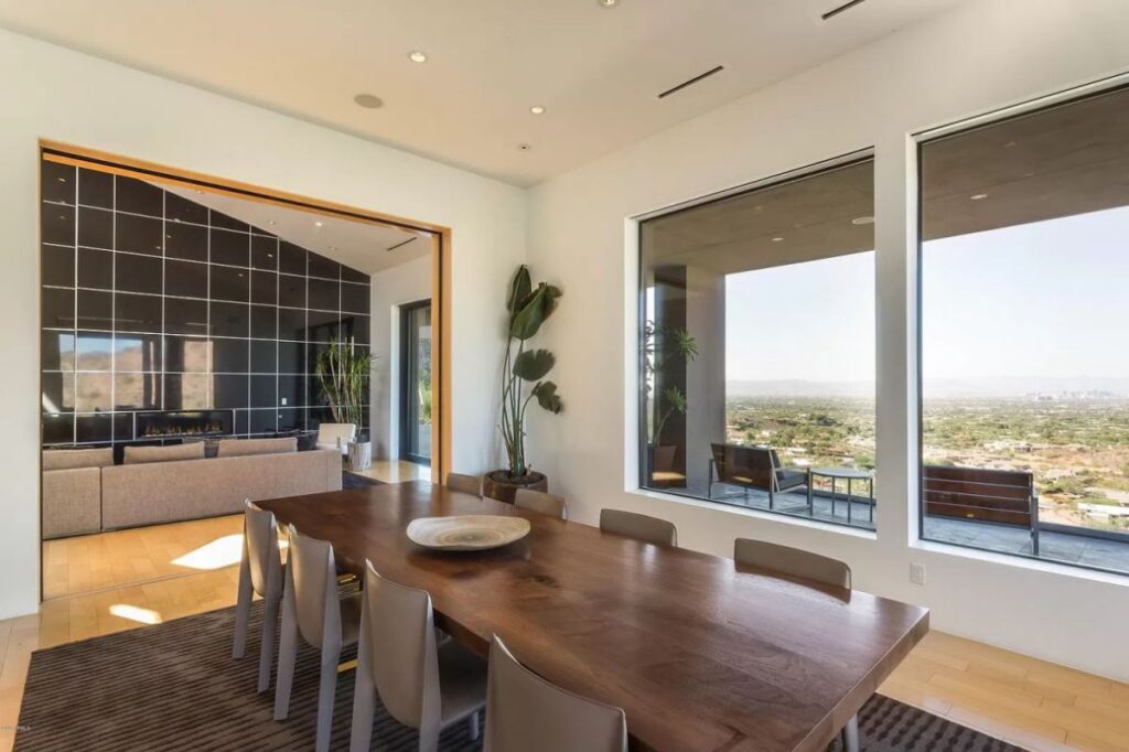 Inside A $7,500,000 Paradise Valley Home with Extraordinary Views