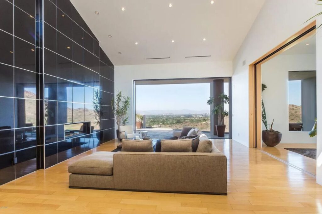 Inside A $7,500,000 Paradise Valley Home with Extraordinary Views