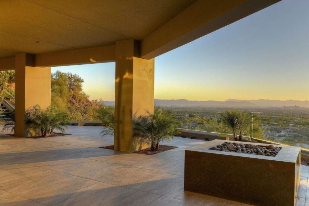 Inside A $7,500,000 Paradise Valley Home with Extraordinary Views