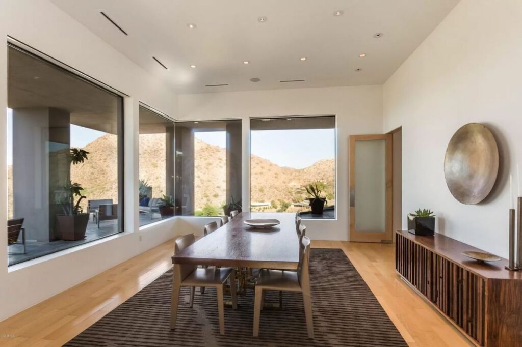 Inside A $7,500,000 Paradise Valley Home with Extraordinary Views