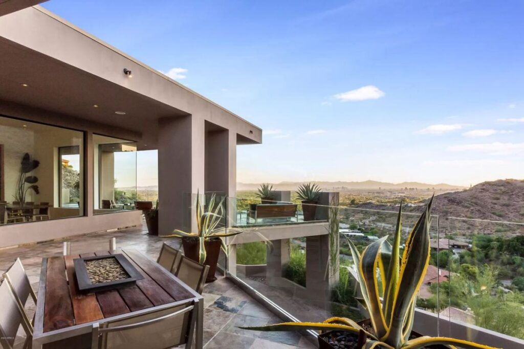 Inside A $7,500,000 Paradise Valley Home with Extraordinary Views