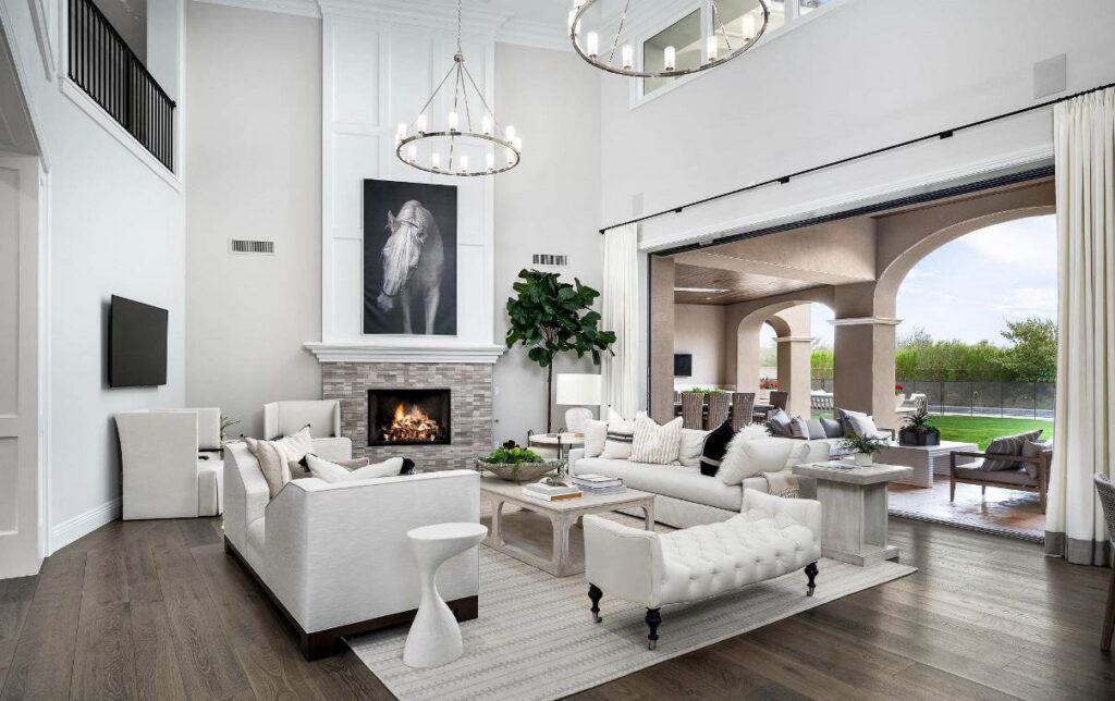 New Modern Mediterranean Home in Scottsdale Sells for $3,995,000