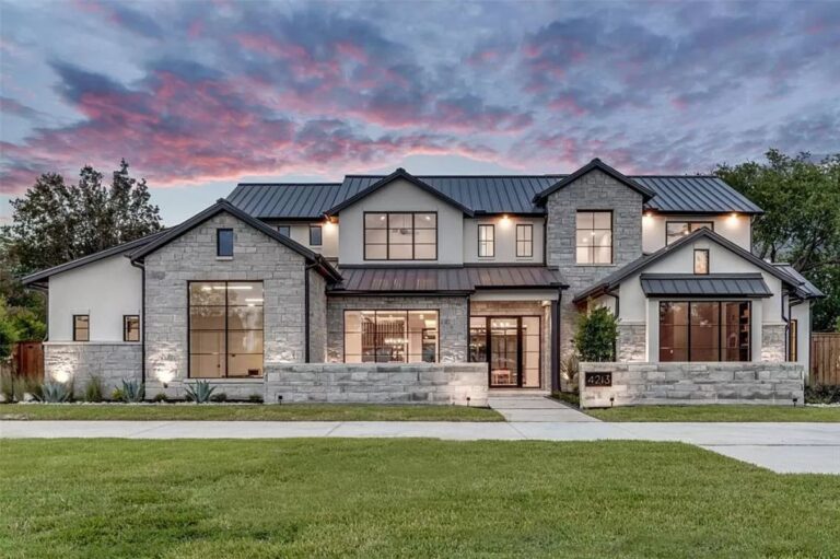 Newly Built Dallas Home offers exceptional details for Sale at $2,495,000