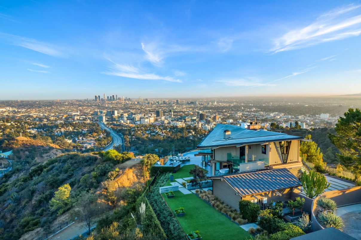 The-Most-Timeless-Property-in-Los-Angeles-back-on-Market-7999000-30