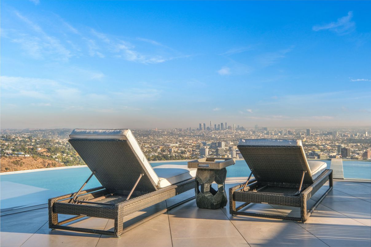 The-Most-Timeless-Property-in-Los-Angeles-back-on-Market-7999000-7