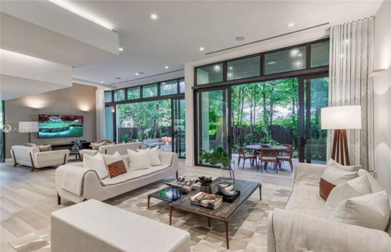 The Tree House – A Remarkable Home for Sale in Miami at $3,340,000