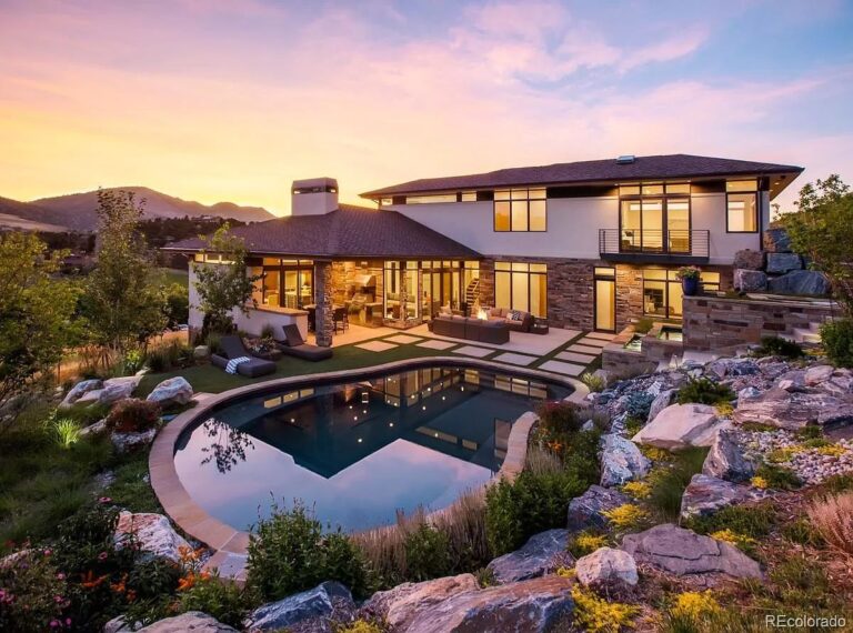 This $5,500,000 Colorado House offers Unbelievable Mountain Living