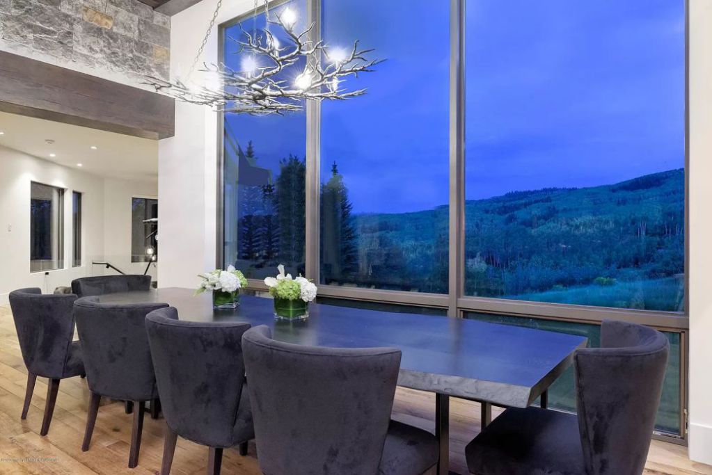 The Colorado Home is a newly constructed contemporary estate with amazing views and finishes throughout now available for sale. This home located at 190 Fox Ln, Snowmass Village, Colorado; offering 5 bedrooms and 6 bathrooms with over 6,400 square feet of living spaces.