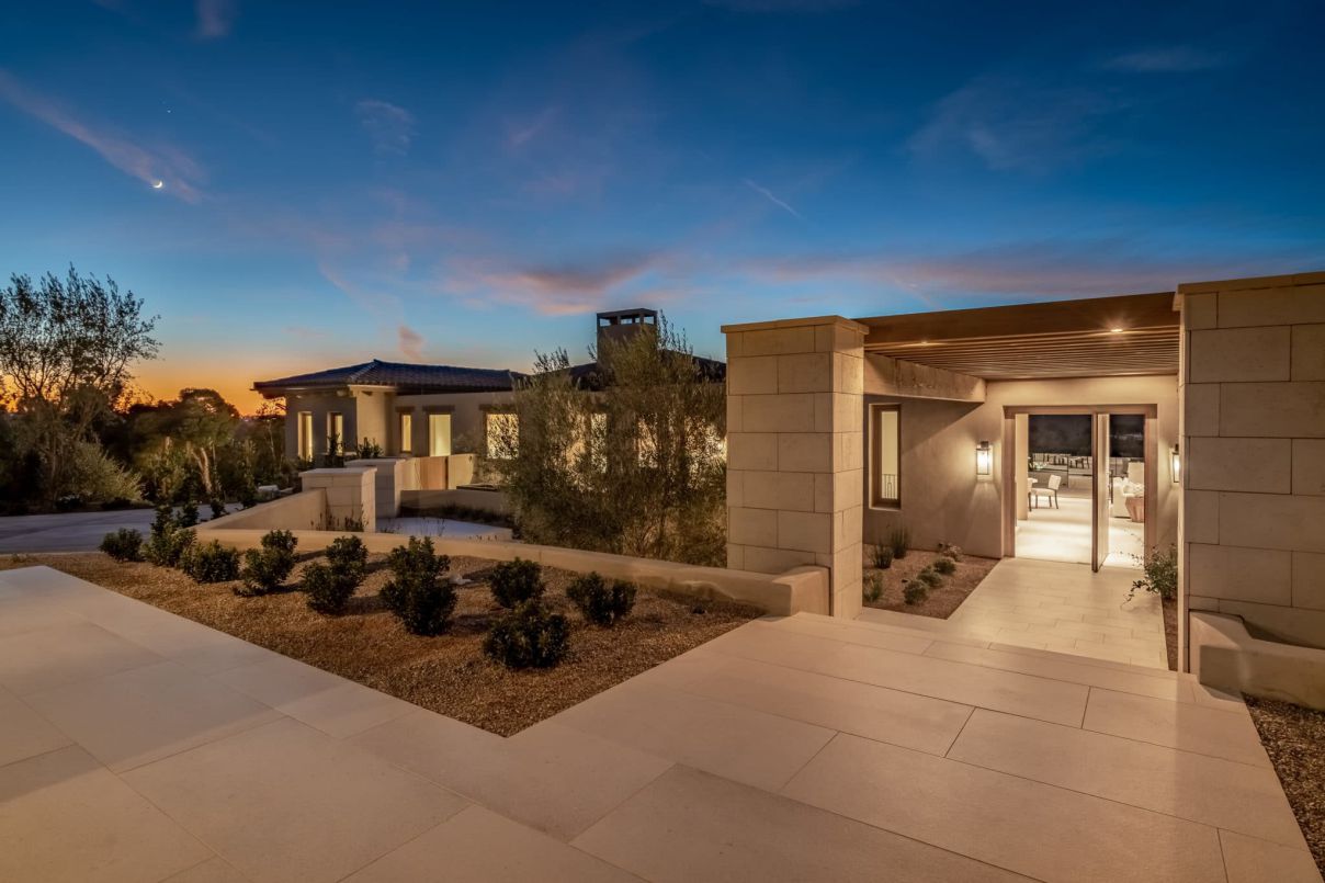 This-9950000-Rancho-Santa-Fe-Home-offers-Luxury-at-its-Finest-9