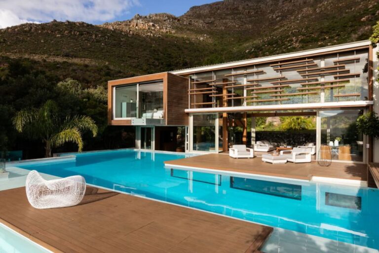 Tranquil Tropical Modern Home in Cape Town, South Africa