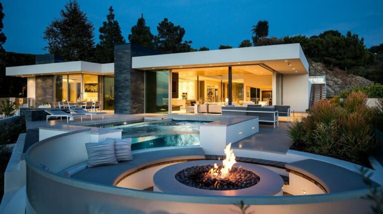 Trousdale Estates Residence in Beverly Hills by Whipple Russell Architects