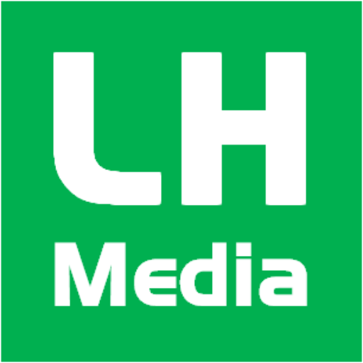 LUXURY HOUSES Magazine logo
