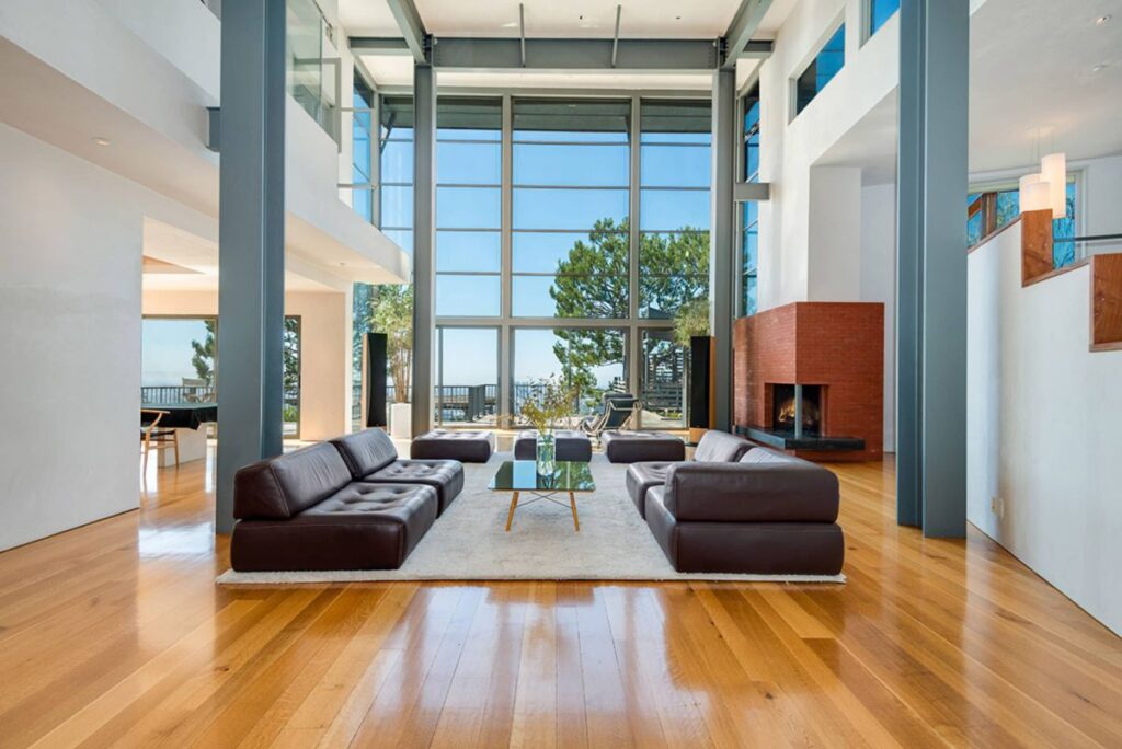 Modern Masterwork with unhindered ocean view in Los Angeles, California