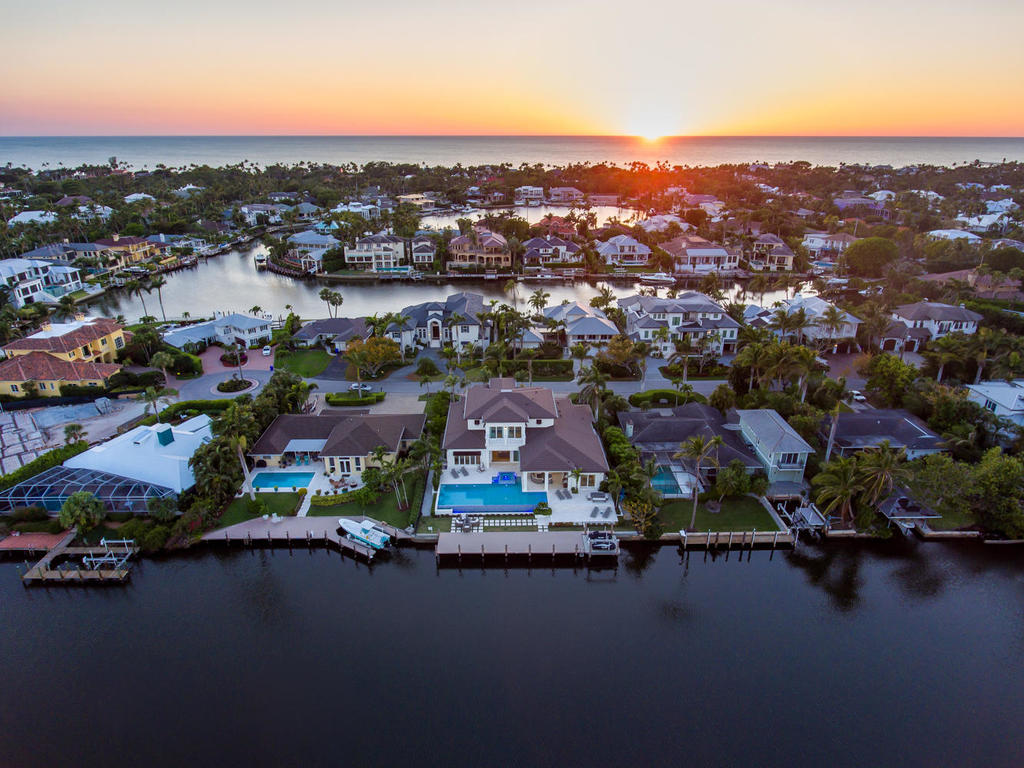 An Astonishing Florida house Inspired by Sensational British West Indies.