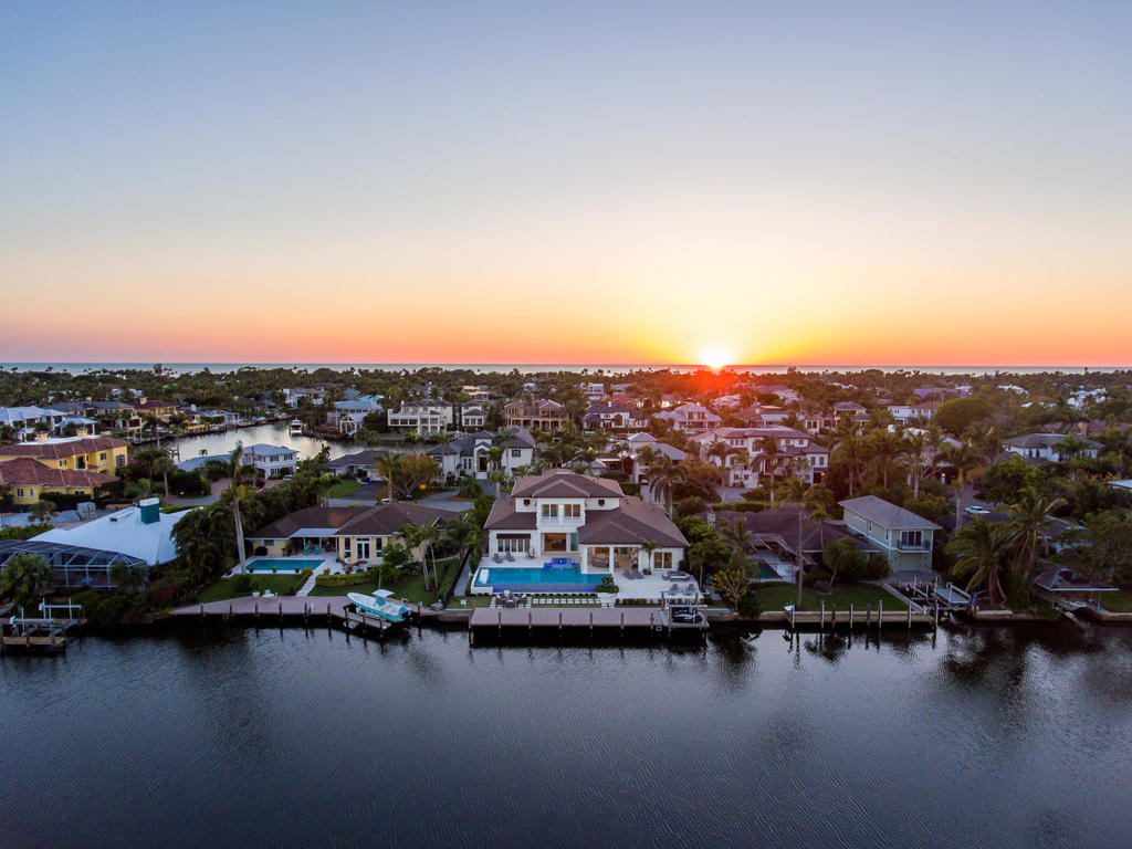 An Astonishing Florida house Inspired by Sensational British West Indies.