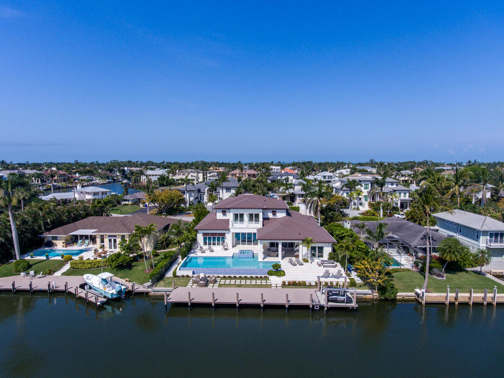 An Astonishing Florida house Inspired by Sensational British West Indies.