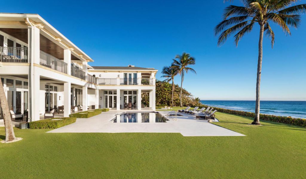 25950000-Florida-Mansion-in-One-of-The-Worlds-Most-Prestigious-Areas-26