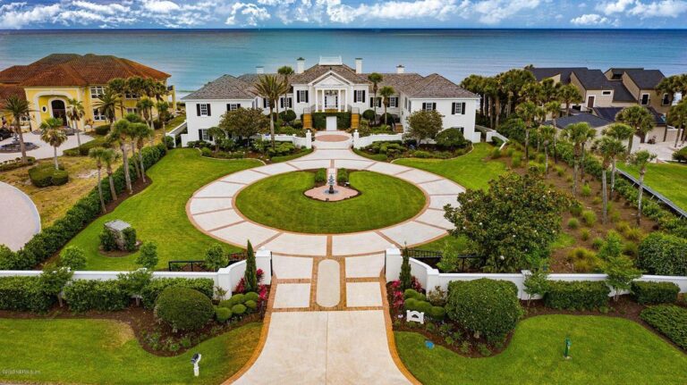 Iconic Oceanfront Estate: A Grand Southern Architectural Wonder with Unparalleled Luxury in Ponte Vedra Beach, Florida