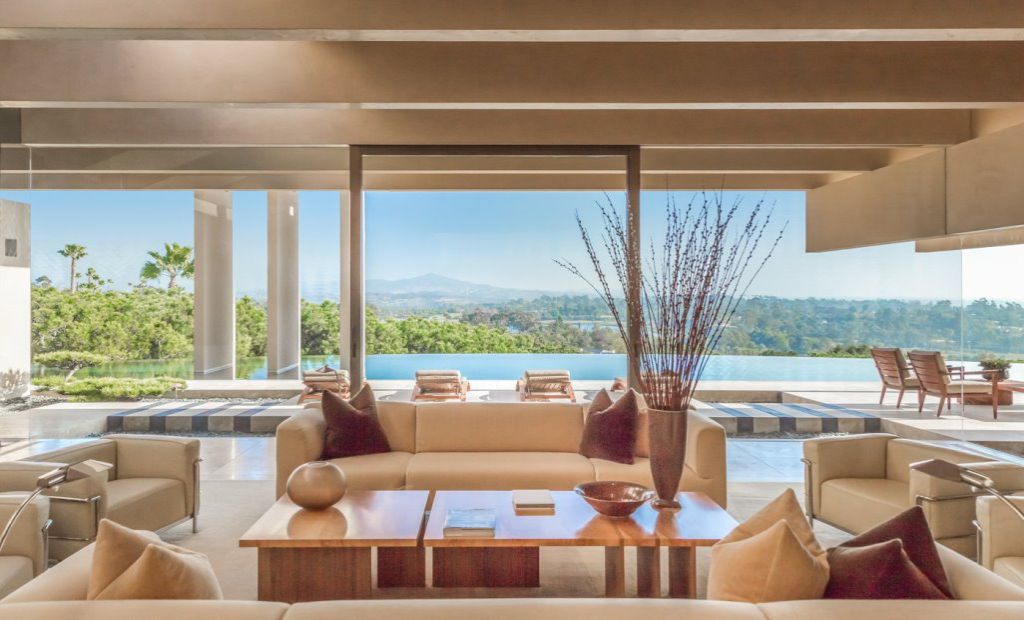 The Rancho Santa Fe Home is a an ionic property with 360 degree panorama and environment now available for sale. This home located at 18128 Via Roswitha, Rancho Santa Fe, California; offering 5 bedrooms and 5 bathrooms with over 10,000 square feet of living spaces.