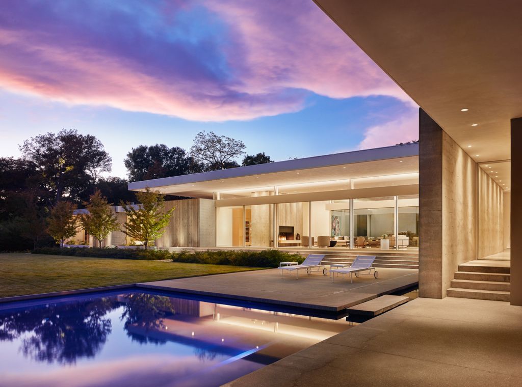 Elegant-Preston-Hollow-Home-in-Dallas-Texas-by-Specht-Architects-8-1