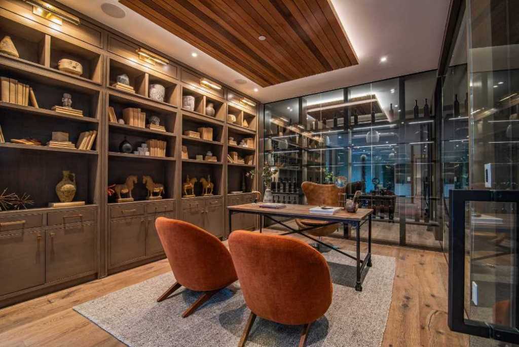 Extraordinary-Los-Angeles-Home-of-Modern-Luxury-Sells-for-12900000-6