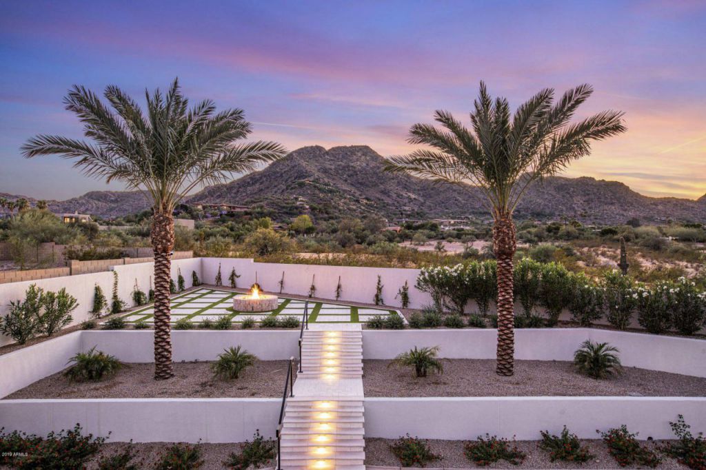 Fabulous Brand-new House of Azoulay Builders in Paradise Valley, Arizona