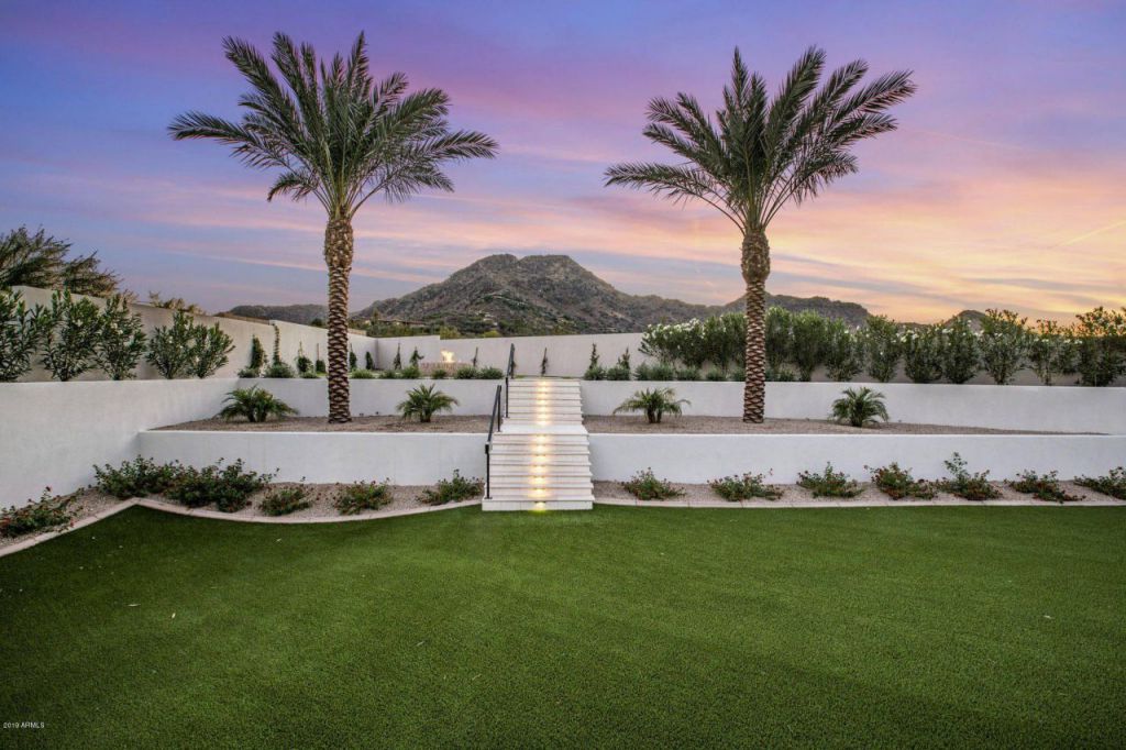 Fabulous Brand-new House of Azoulay Builders in Paradise Valley, Arizona