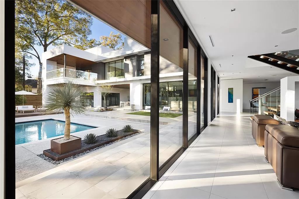 The Houston House is a one of finest modern homes in a quiet Bunker Hill neighborhood was designed to be energy efficient & sustainable now available for sale. This home located at 11 Gage Ct, Houston, Texas;