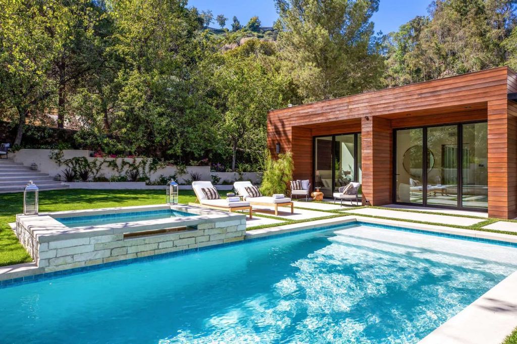 Inside a breathtaking house with serenity mountain view in California