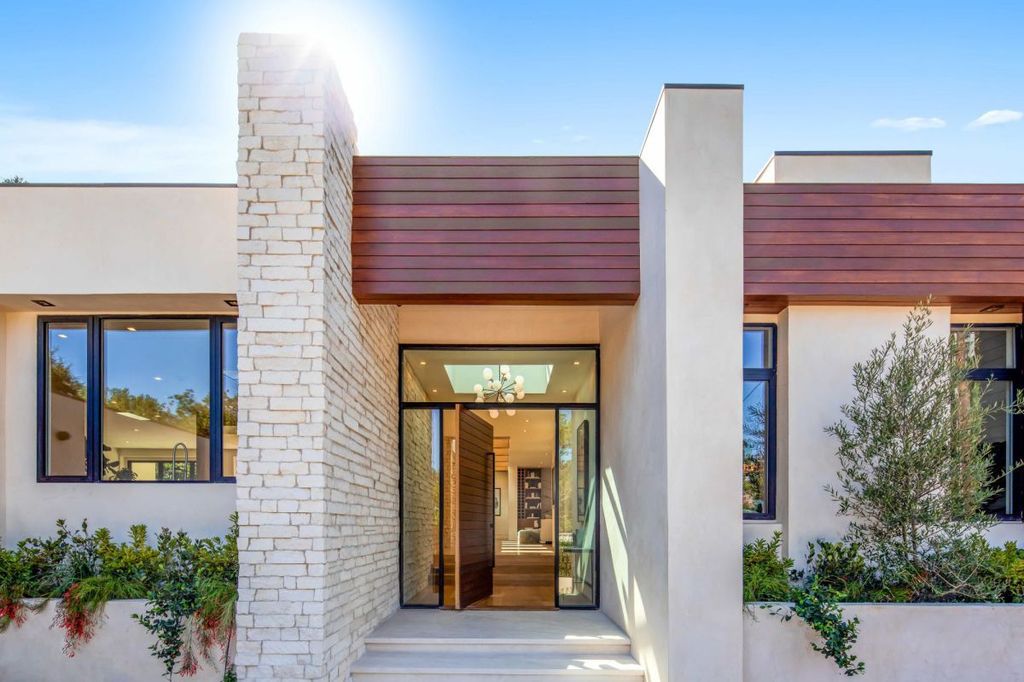 Inside a breathtaking house with serenity mountain view in California