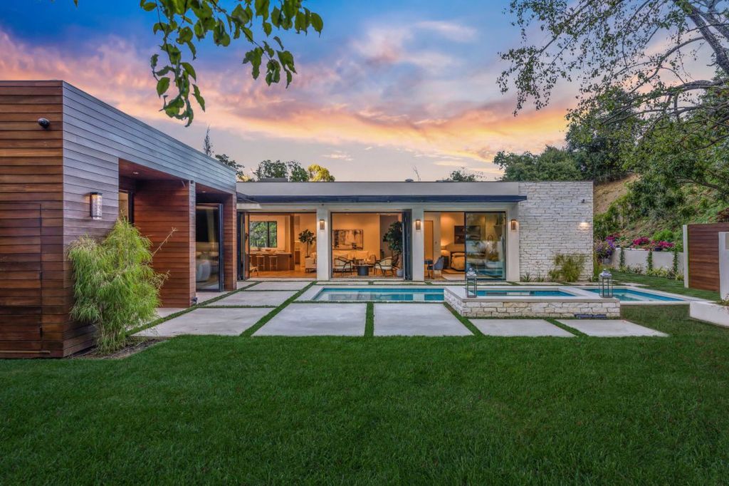 Inside a breathtaking house with serenity mountain view in California