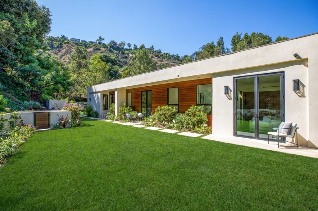 Inside a breathtaking house with serenity mountain view in California