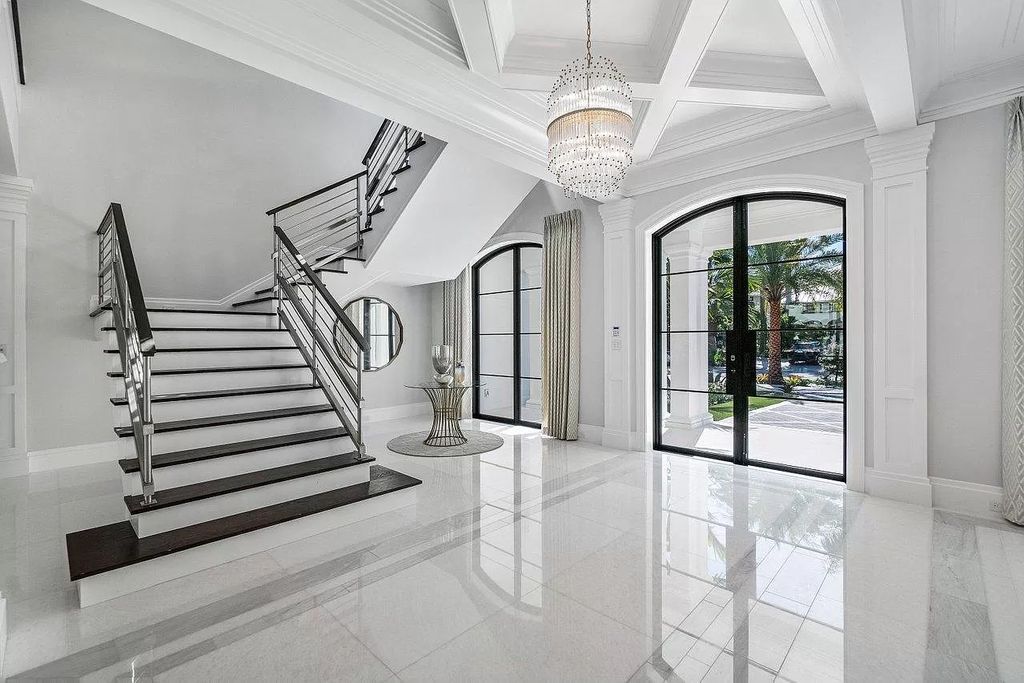 Newly-Modern-Transitional-Boca-Raton-Home-just-Listed-for-12990000-3