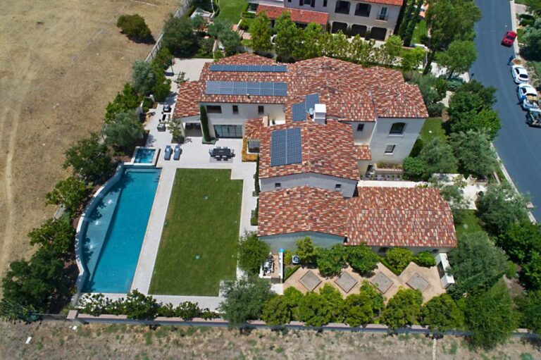 Spectacular Shady Canyon Home in California has Private Hillside Views