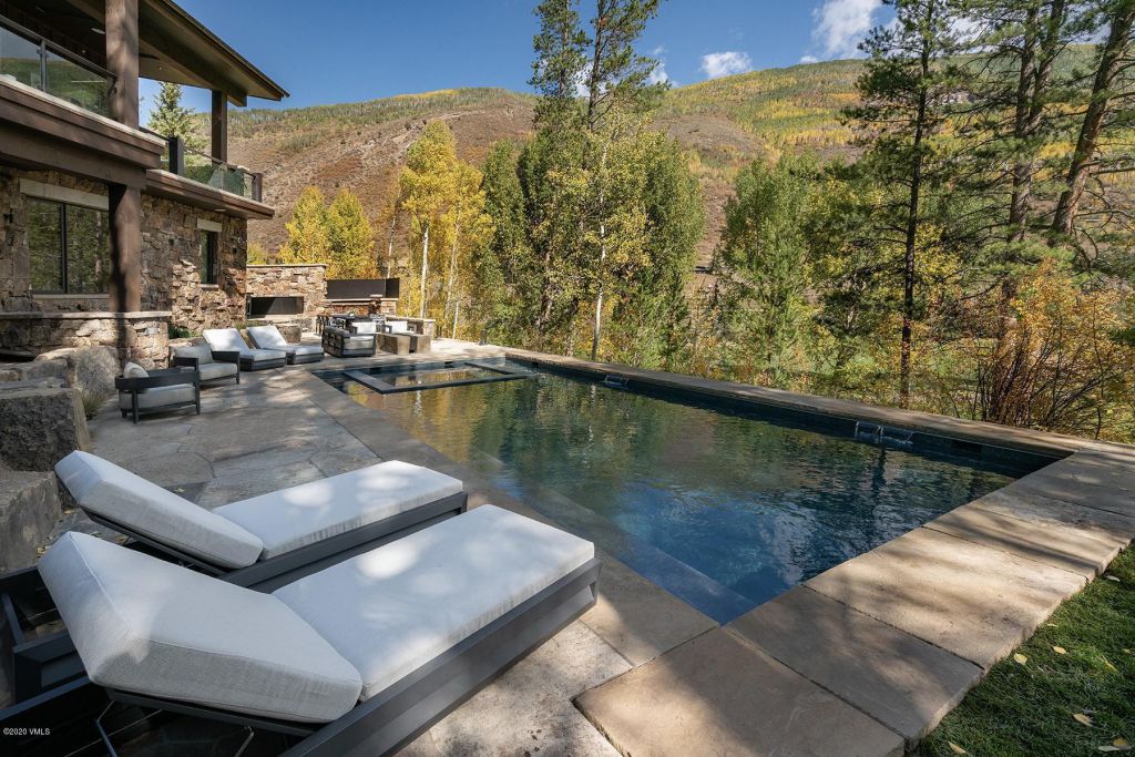 This-32000000-Home-in-Colorado-is-the-Legendary-Living-of-Vail-Town-14